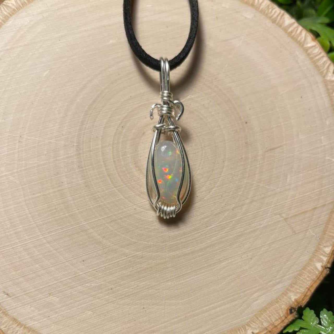 Opal Mini Necklace
